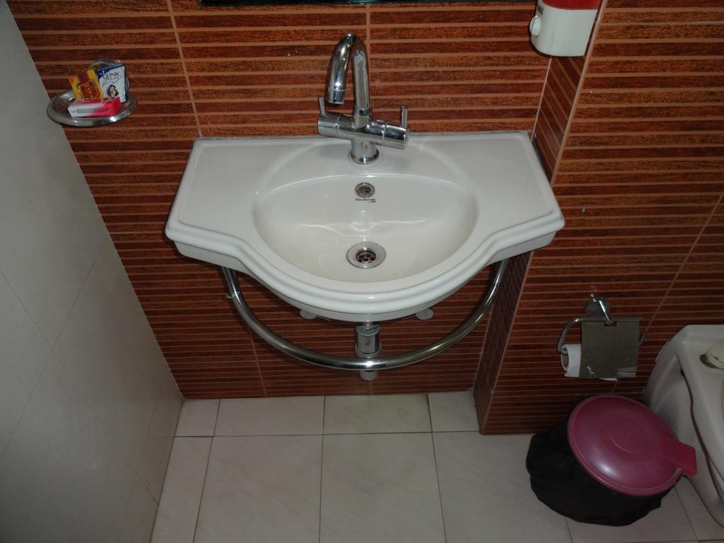 Rams Inn Νέο Δελχί Δωμάτιο φωτογραφία