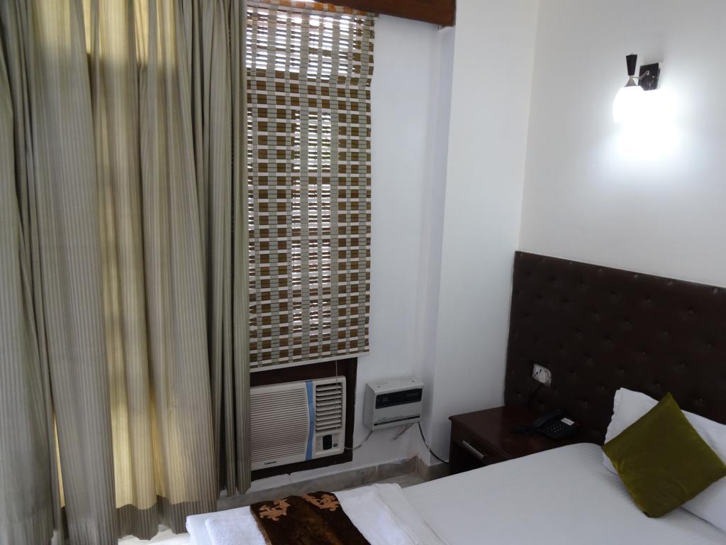 Rams Inn Νέο Δελχί Δωμάτιο φωτογραφία